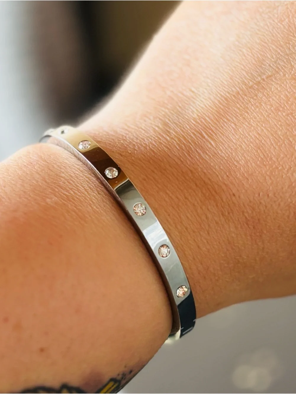 Kate Spade Set in Stone Silver Hinged Bangle - Picture 3 of 4